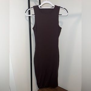Brown bodycon midi dress, size small. Worn once, like new!